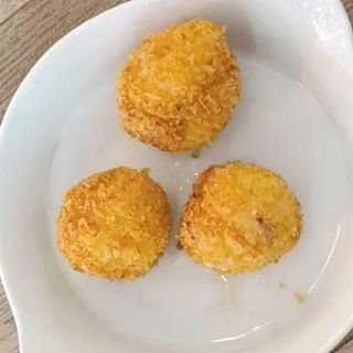 Croquetas de bacon y queso