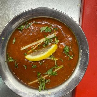 Lamb madras (picante)