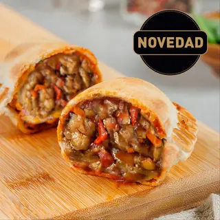 Empanada De Pollo Teriyaki