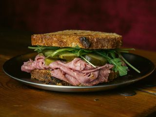 Bocadillo Sándwich De Pastrami