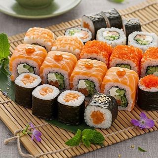 California roll salmón 18 unidad