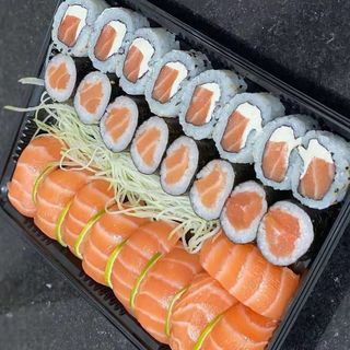 Combo kanto salmón 24 unidad