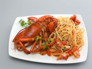 LINGUINI CON BOGAVANTE