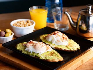 Avocado Toast (Completo)