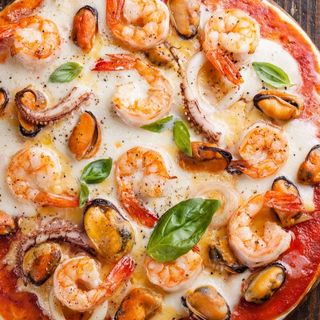 Pizza De Mariscos