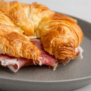 Croissant Relleno