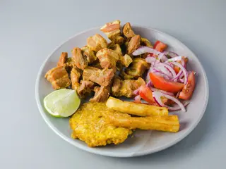 1/2 Ración Chicharrón de Cerdo
