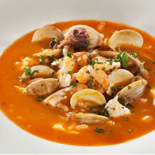 Sopa de Mariscos (1/2 Ración)