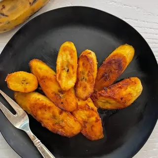 1/2 Raciòn Tajadas