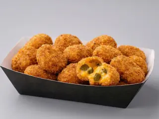 Cheese Jalapeños (4 Uds)