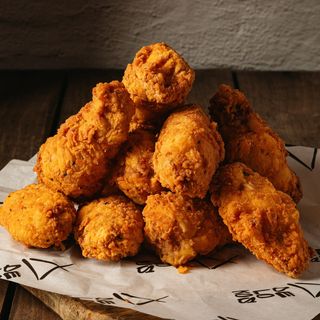 Alitas pollo crujiente (12 uds.)