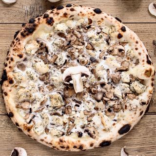 Pizza Funghi