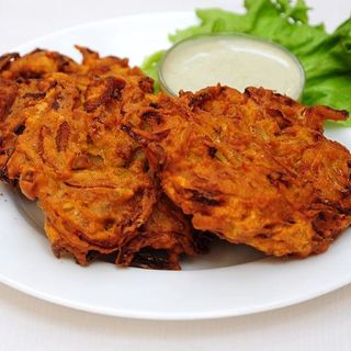 Onion bhaji