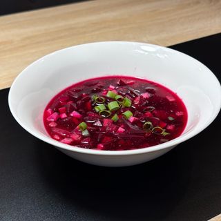 Borscht frío