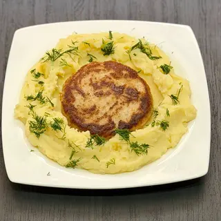 Filete de pescado blanco con puré de patatas