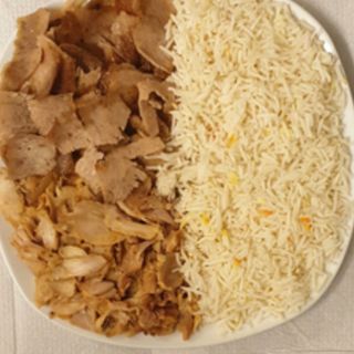 Plato de Kebab con Arroz