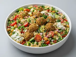 Falafel Salad