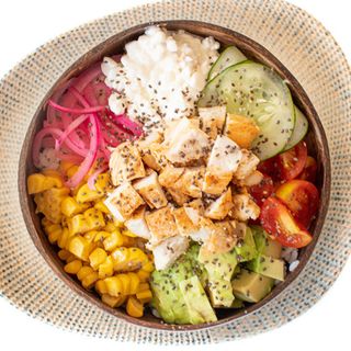 Poke bowl de pollo o heura