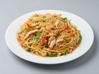 Fideos Frito Con Pollo