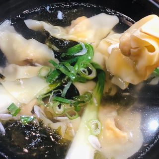 Hundun Con Sopa Sin Picante 12 Uds.