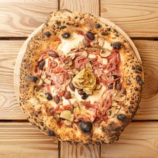 Pizza Capricciosa
