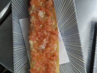 1/2 Tostada De Roquefort Y Ahumadoss