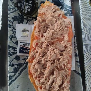 1/2 Tostada De Atún