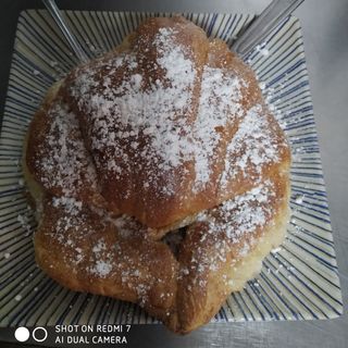 Croissant Con Azúcar