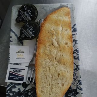 1/2 Tostada De Aceite