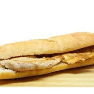Bocadillo de pechuga de pollo