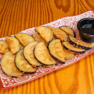 Berenjenas Fritas con Miel de Caña