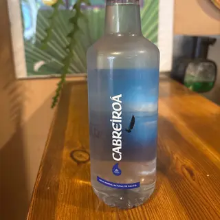 Agua natural
