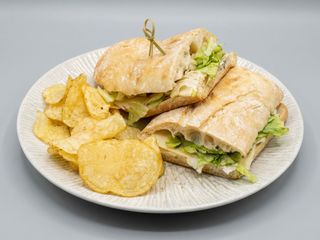 Panini Chicken Cesar's 23cm