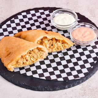 Empanadas pollo mechada