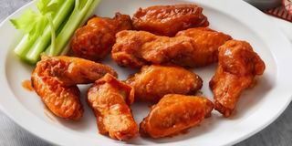 Tapa De Alitas Fritas (6 Uds.)