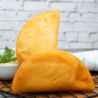 Empanada de Pollo (1 Unidad)