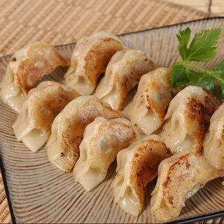Gyozas de pollo y black fungus