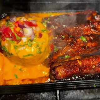 Mofongo De  Costillas