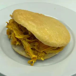 Arepa De Pollo Guisado (1 Ud.)