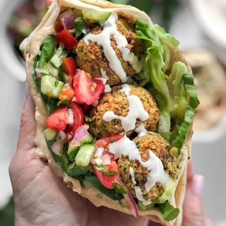 PITA FALAFEL