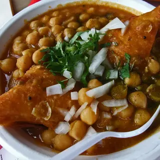 SAMOSA WITH CHANNA