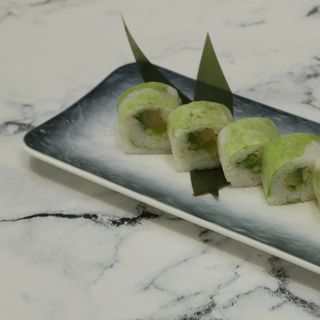 Atún con Aguacate Spring Roll (6 uds)