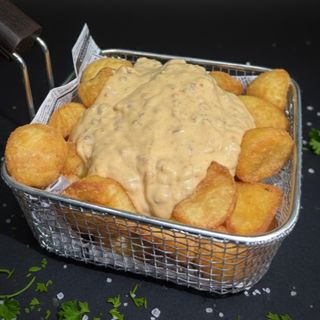 Patatas bravas