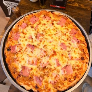 Pizza Caribeña Rústica (Hawaiana) (30 Cm.)