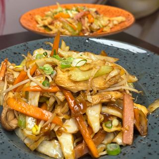 Chop Suey Especial Con Gambas