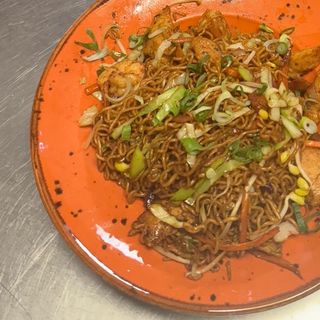 Tallarines Especiales Con Gambas