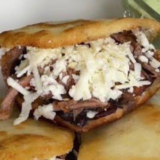 Arepa Pelua