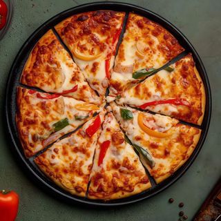 Hot & Spicy Pizza 35 cm