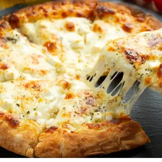 Pizza 4 Quesos