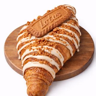 Croissant Lotus